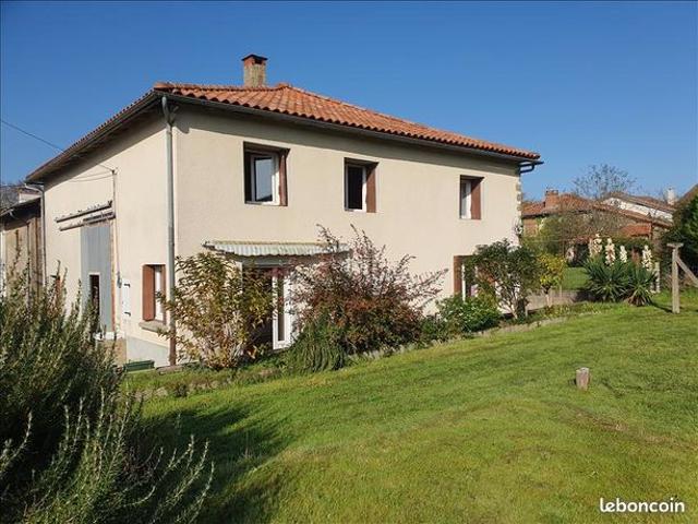 Maison vente à Confolens, Chassenon