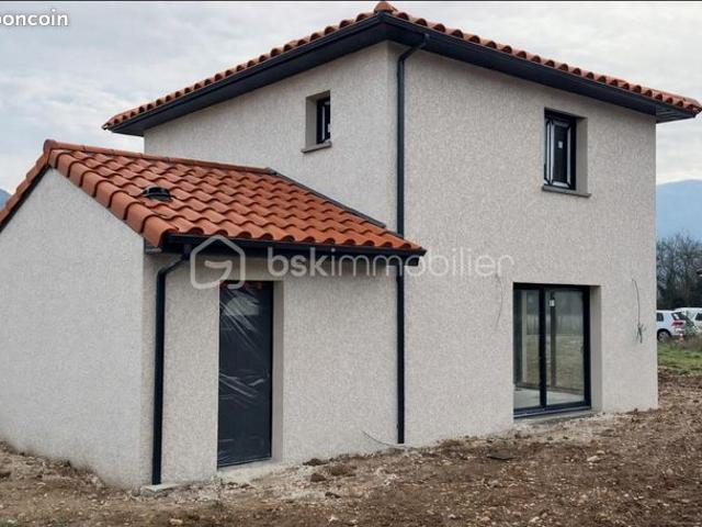 Maison vente à La Tour-du-Pin, Saint-clair-de-la-tour