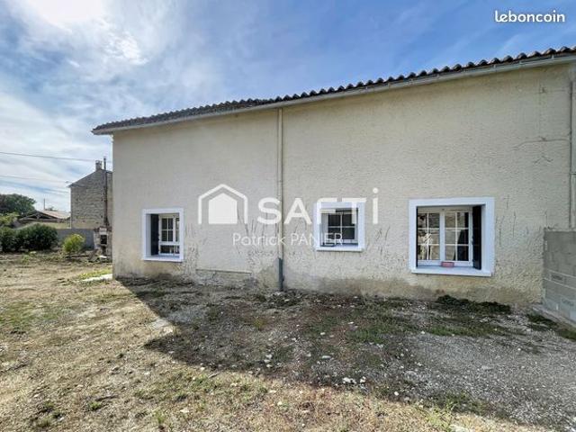 Maison vente à Ensigné, Deux-Sèvres