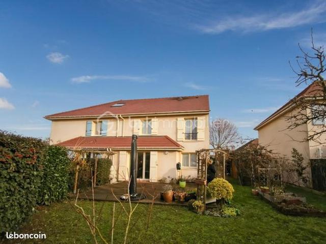 Maison vente à Meaux, Moussy-le-neuf