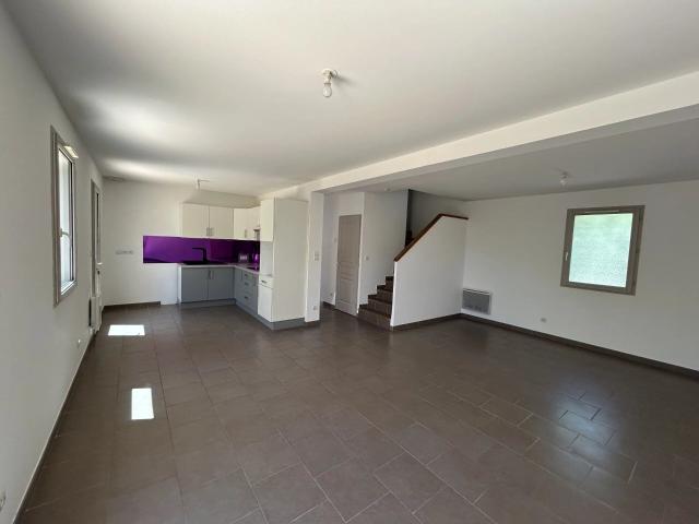Maison location à Aix-en-Provence, Jouques