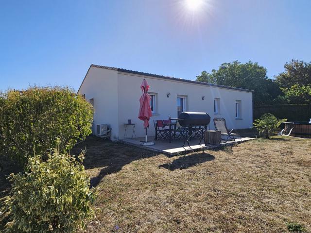 Maison vente à Niort, Vallans