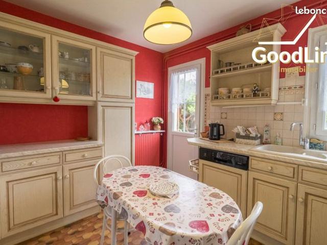 Maison vente à Bourges, Étréchy