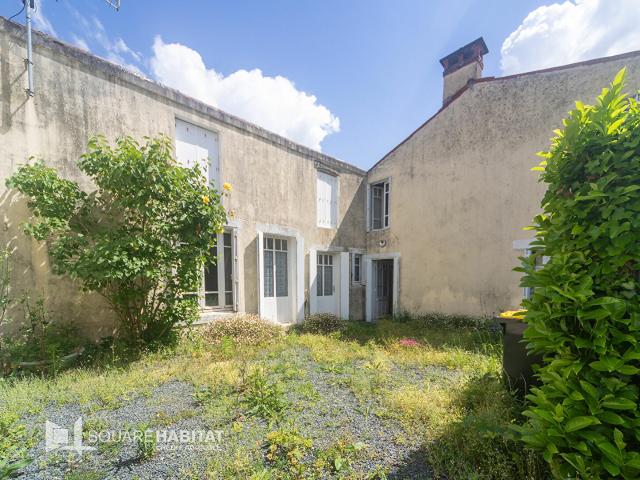 Maison vente à Fontenay-le-Comte, Mervent