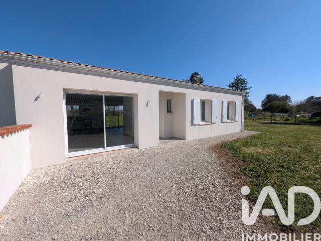 Maison vente à Saintes, Saint-simon-de-pellouaille