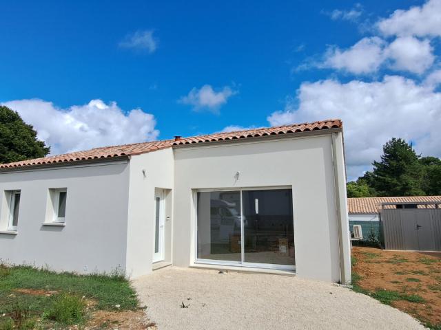 Maison location à Saintes