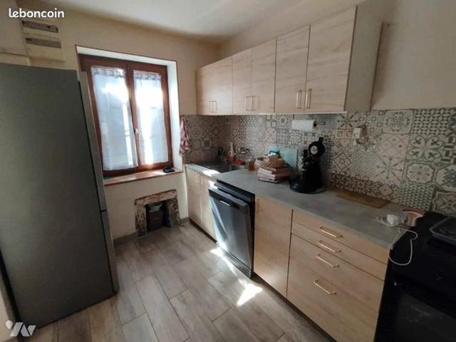 Maison vente à Clamecy, Rix