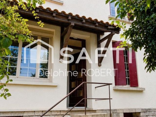 Maison vente à Saintes