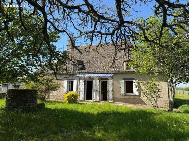 Maison vente à Mauriac, Chalvignac