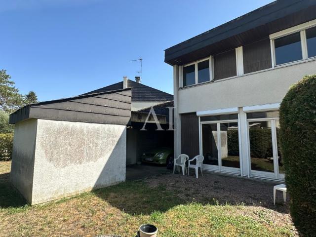 Maison vente à Bourges, Cher
