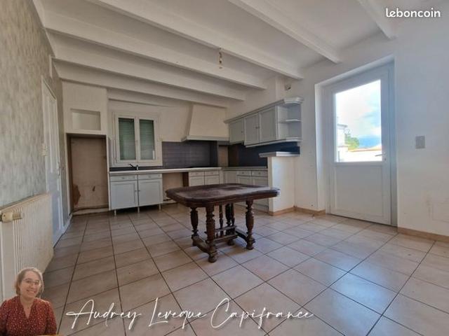 Maison vente à Saint-Jean-d'Angély, Bernay-saint-martin