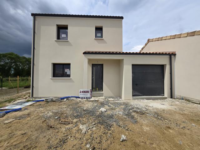 Maison vente à Cholet, Saint-sauveur-de-landemont