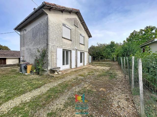 Maison location à Marchais, Saint-Seurin-de-Bourg