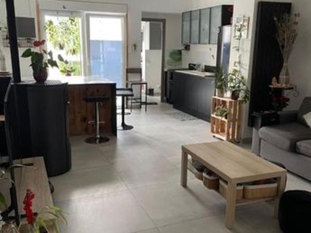 Maison vente à Valenciennes, Petite-forêt