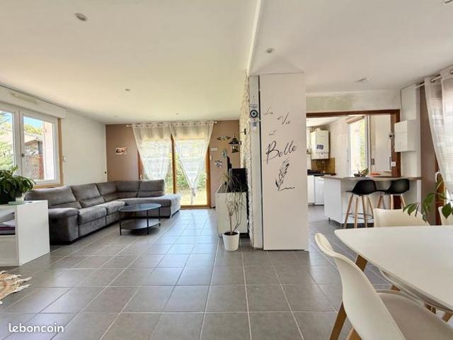Maison vente à Bordeaux, Yvrac