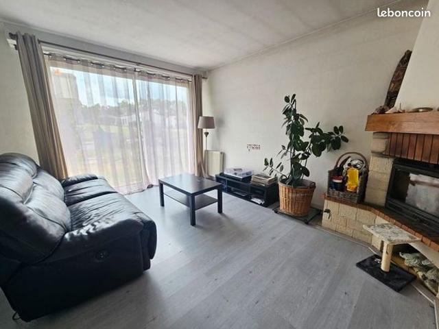 Maison vente à Montguyon