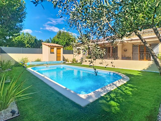 Maison vente à Carpentras, Monteux
