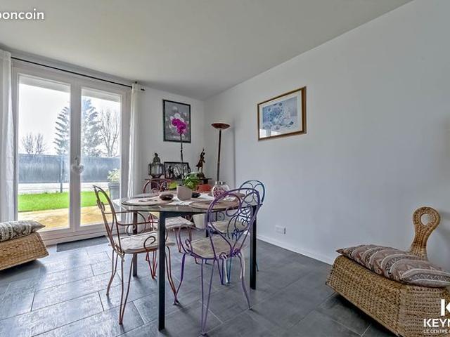 Maison vente à Pontoise, Mériel