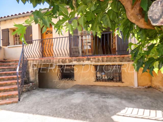 Maison vente à Nîmes, Rochefort-du-gard