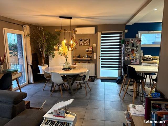 Maison vente à Bourg-lès-valence, Guadeloupe