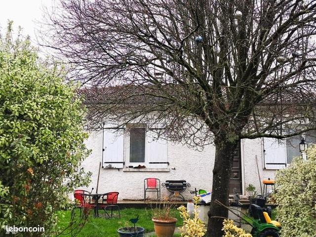 Maison vente à Saint-Jean-d'Angély, Matha