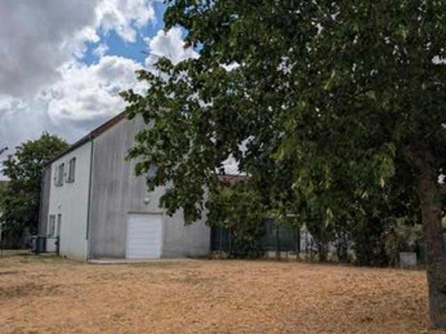Maison vente à Montluçon, Commentry