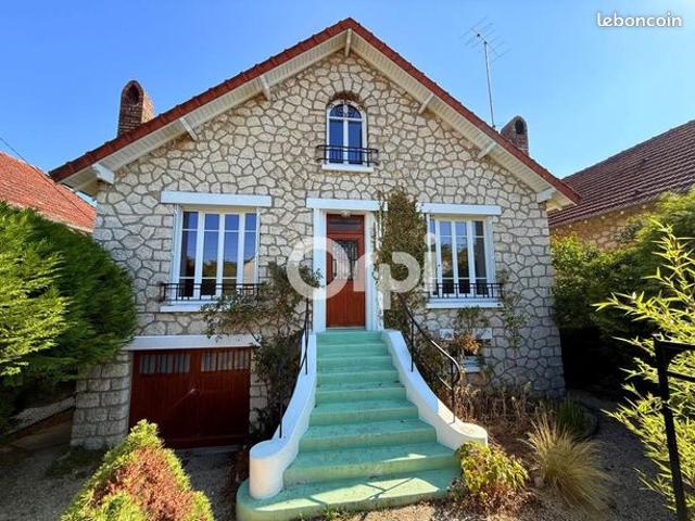 Maison vente à Fontainebleau, Île-de-France