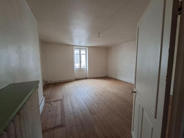 Maison vente à Gueugnon, Saône-et-Loire