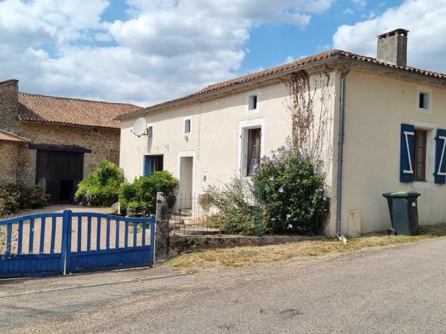 Maison vente à Nontron, Abjat-sur-bandiat
