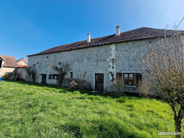 Maison vente à Loches, Chambon
