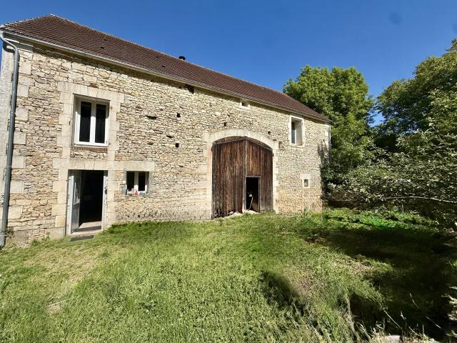 Maison vente à Auxerre, Ouanne