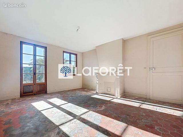 Maison vente à Rouen, Boos
