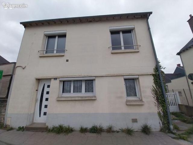 Maison vente à Tournon-sur-Rhône, Châteaubourg
