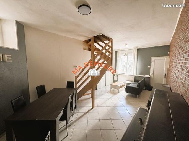Maison vente à Lille, Croix