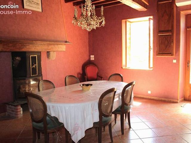 Maison vente à Confolens, Saulgond