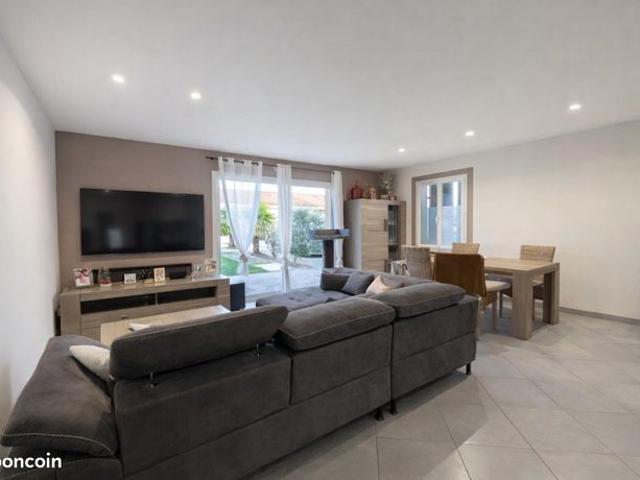 Maison vente à Angoulême, Fouquebrune