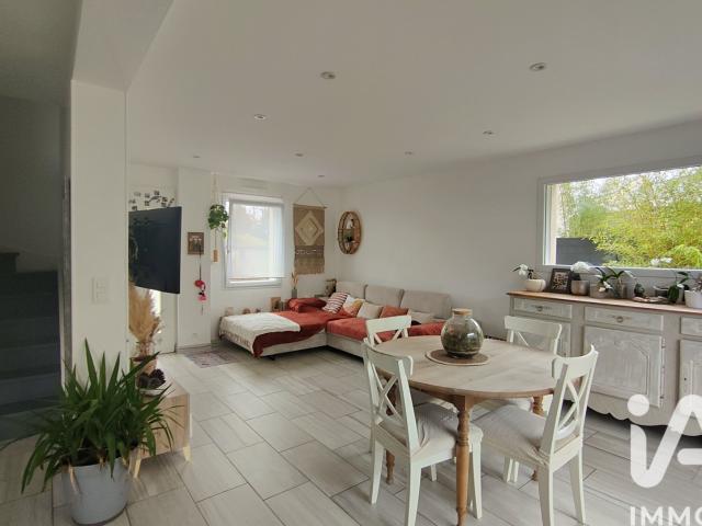 Maison vente à France métropolitaine, Grandchamps-des-fontaines