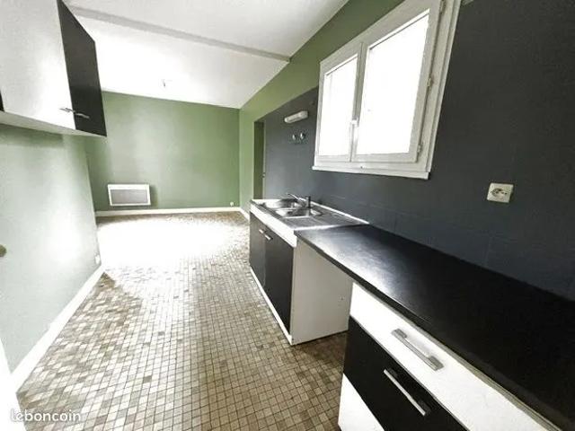 Maison location à Le Bourg, Beaumont-en-Véron