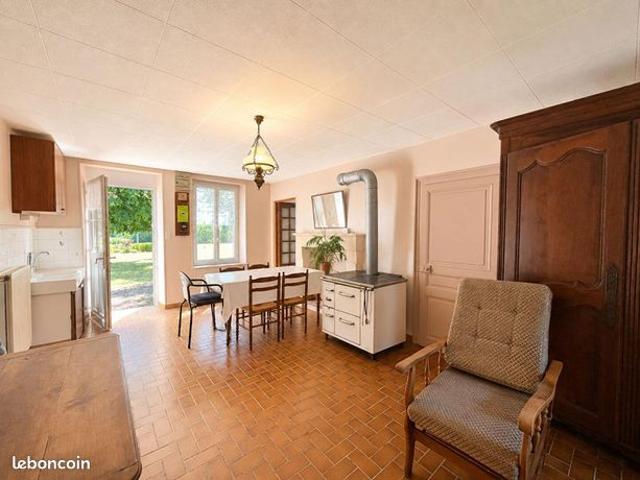 Maison vente à Châteauroux, Gehée