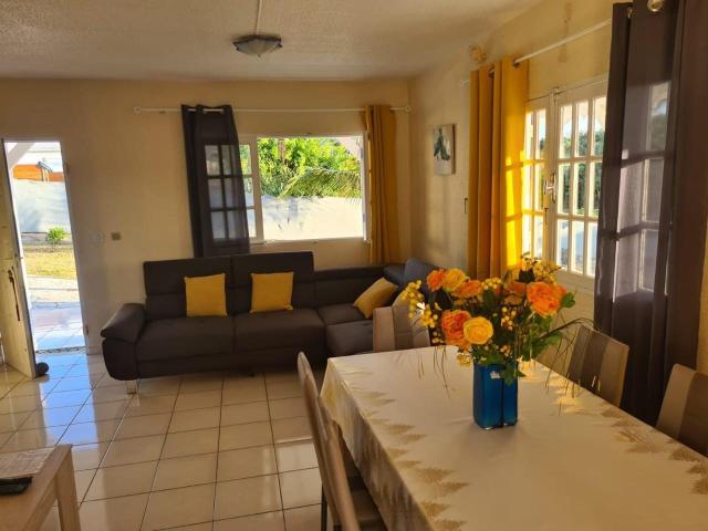 Maison vente à Sainte-Anne, Pointe-à-Pitre