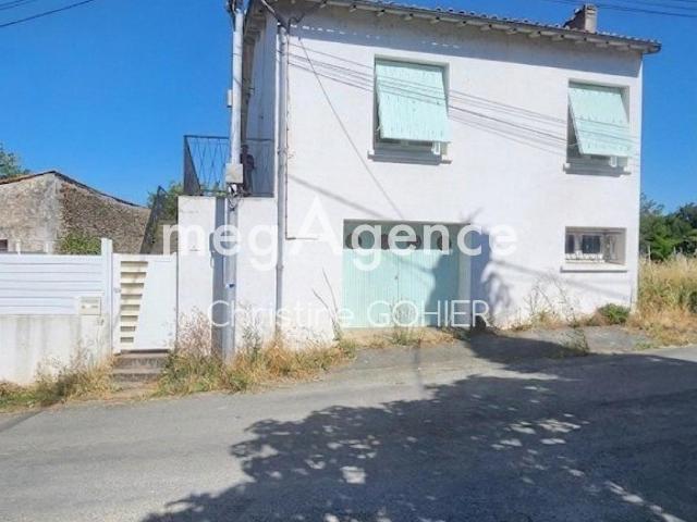 Maison vente à Saint-Jean-d'Angély, Taillebourg