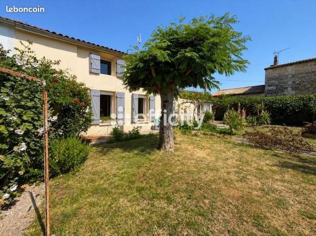 Maison vente à Saintes