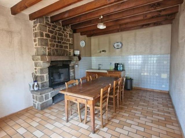 Maison vente à Montreuil-Poulay, Mayenne