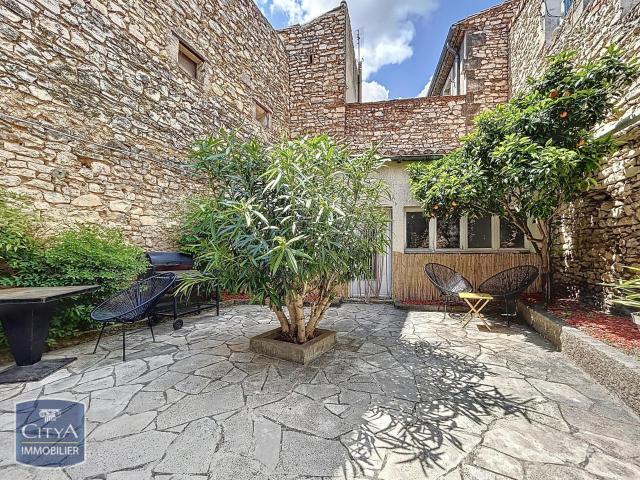 Maison vente à Nîmes, Montcalm-République