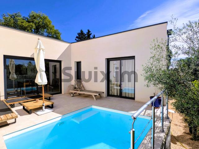 Maison vente à Nîmes, Gard