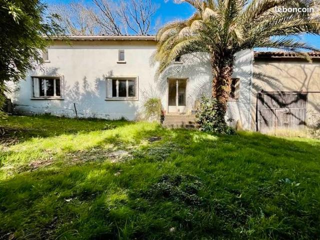 Maison vente à Mirande, Ségos