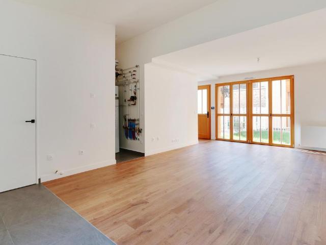 Maison vente à Paris, Île-de-France