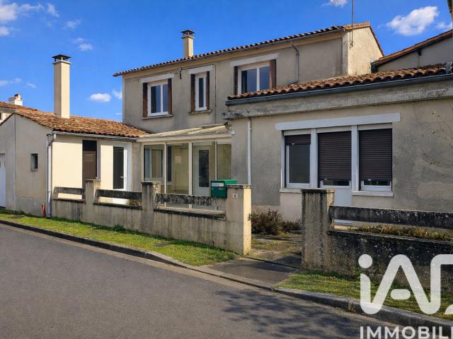Maison vente à Confolens, Paizay-naudouin-embourie