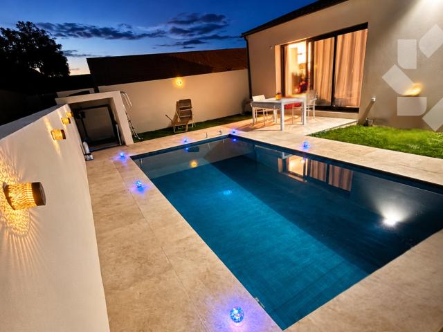 Maison vente à Narbonne, Thézan-des-corbières