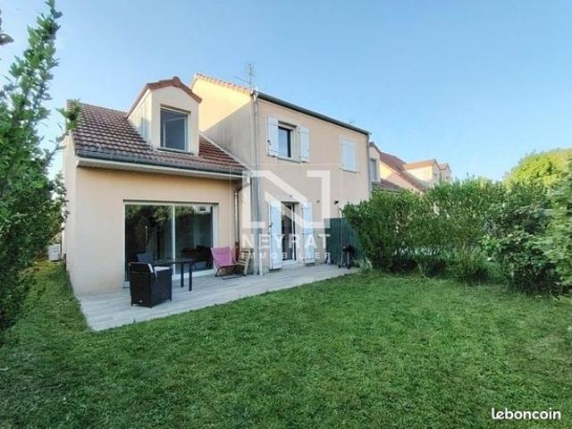Maison vente à Ussel, Saint-rémy